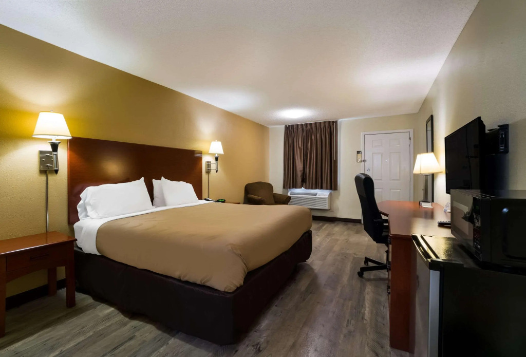 Econo Lodge Brownsville