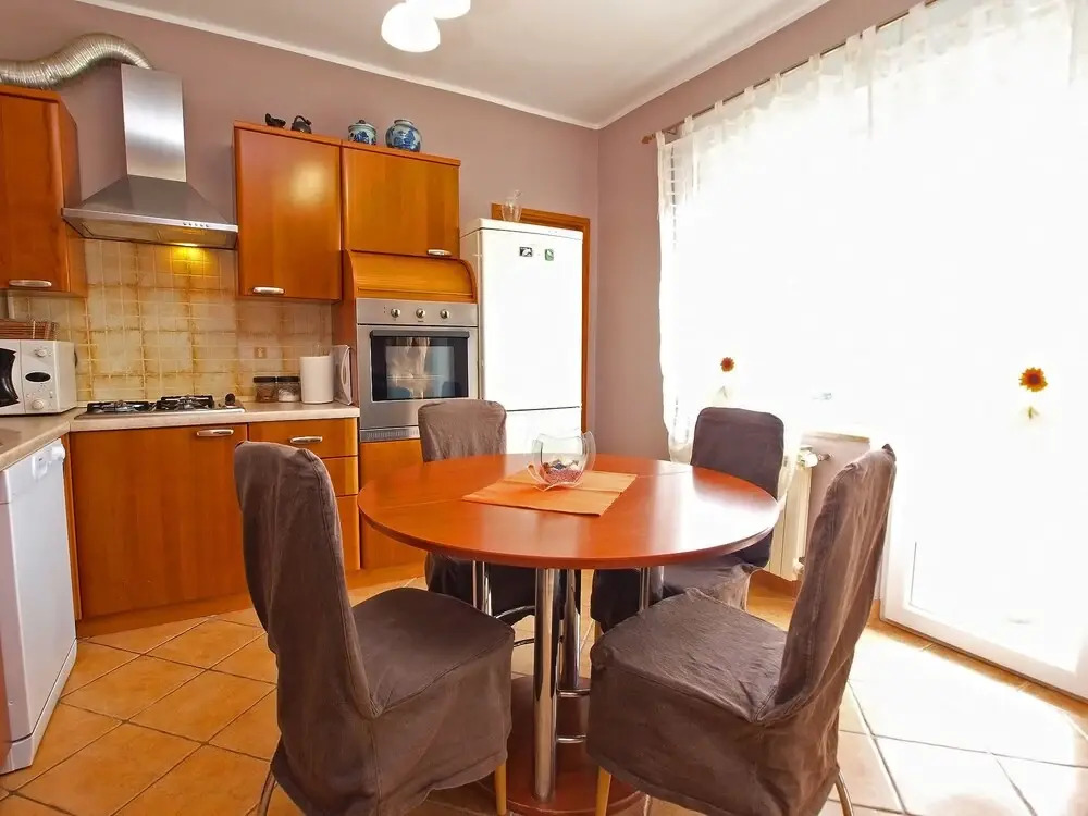 Apartment 1413