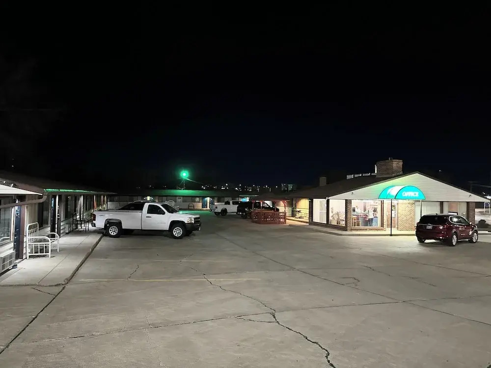 Westerner Motel