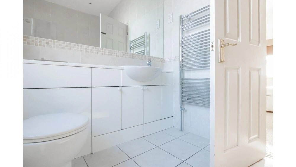 2 Bedroom in Kew Gardens - Clarendon Garden