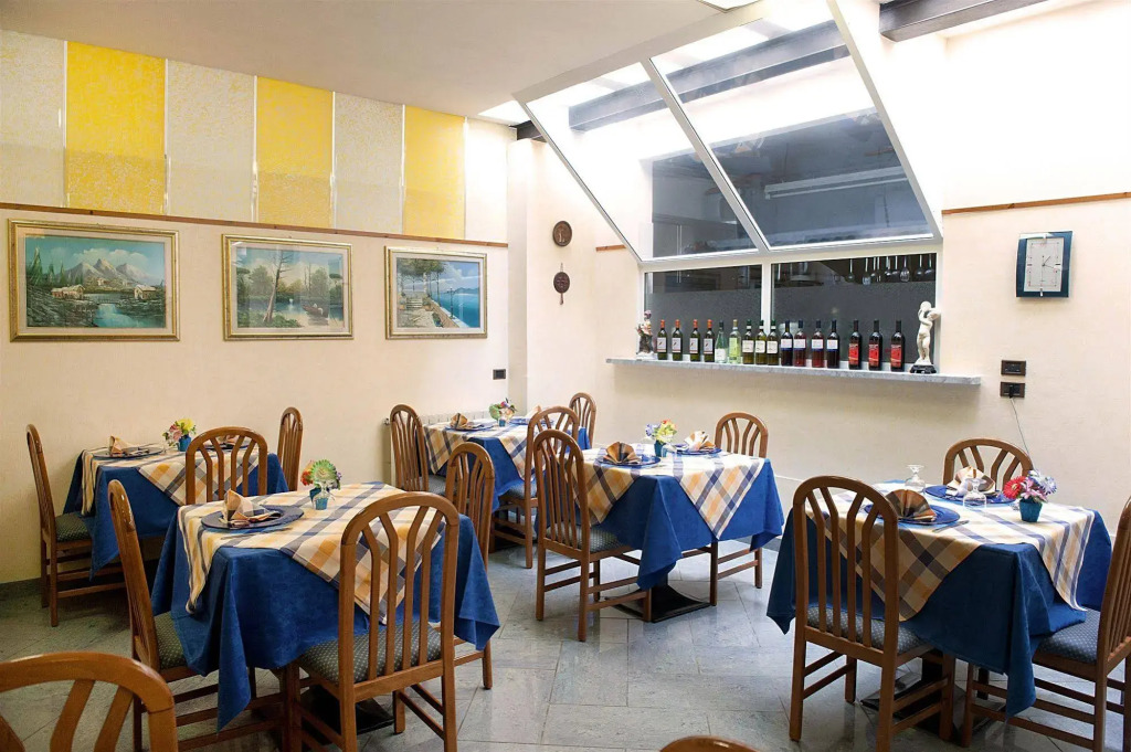 Hotel Dolly