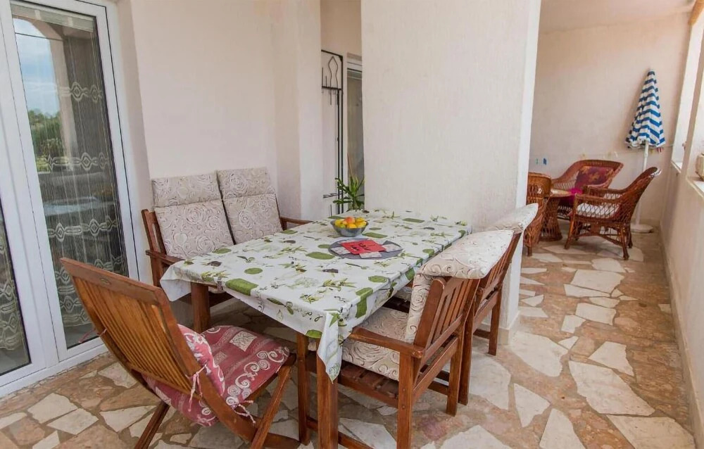 Stunning Apartment in Grebastica With Wifi and 2 Bedrooms