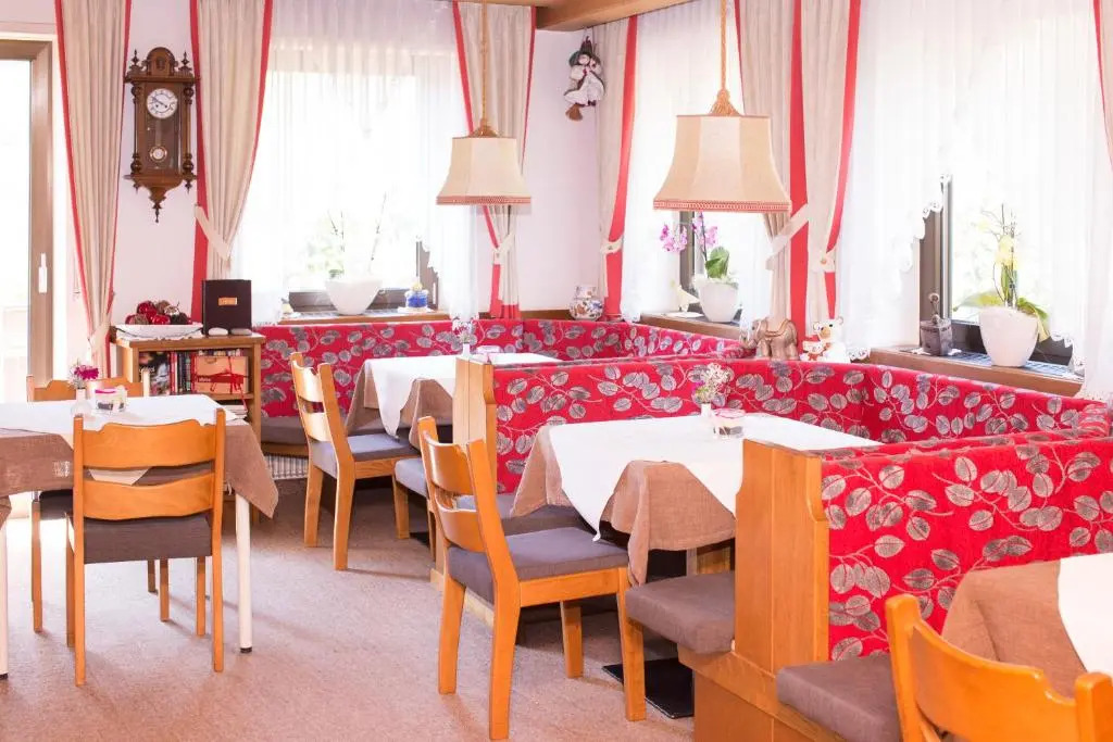 Tannerhof Bed & Breakfast