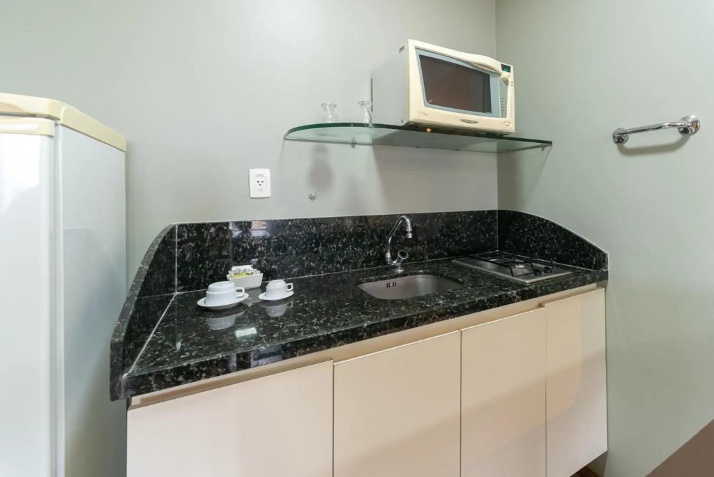 OTH1401 Flat na Ilha do Leite, Recife, um quarto. Fica em um dos mais importantes polos médicos do país