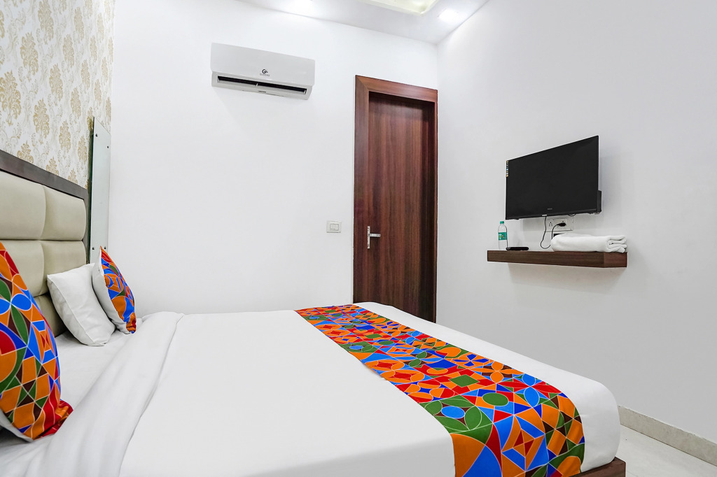 FabHotel Urban Inn