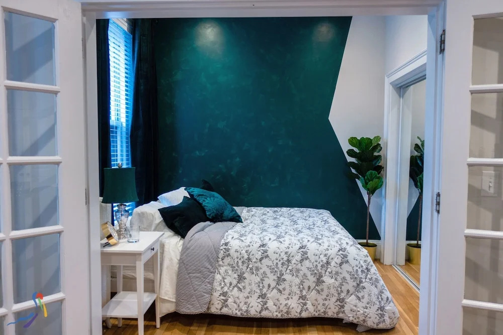 Spacious Suites in the Heart of Back Bay