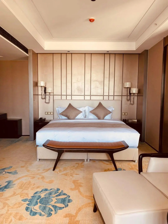 Huailai wanyue jianguo hotel