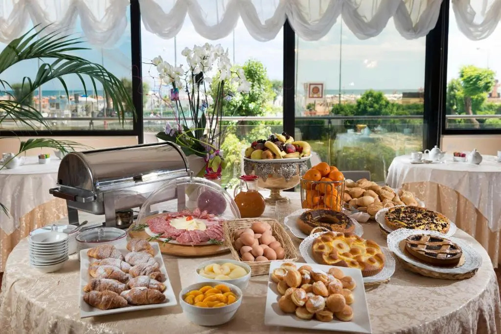 Waldorf Suite Hotel