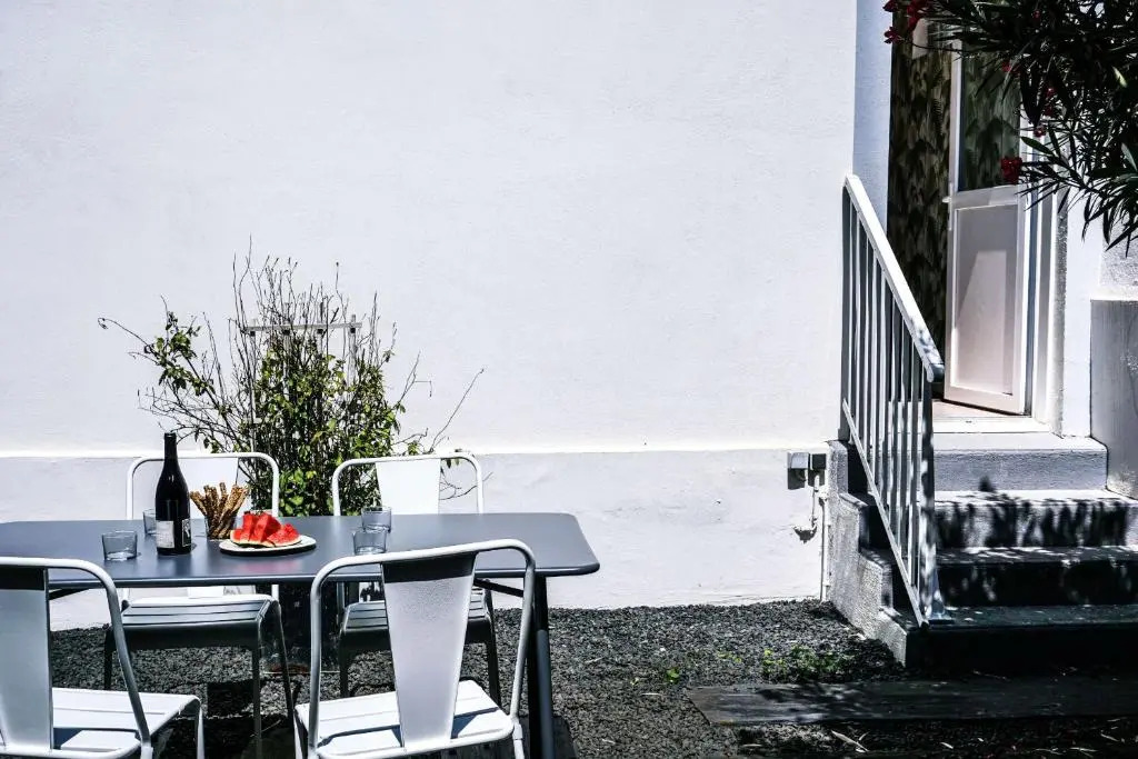 COCOON KEYWEEK Holiday House with lovely patio in Biarritz city center