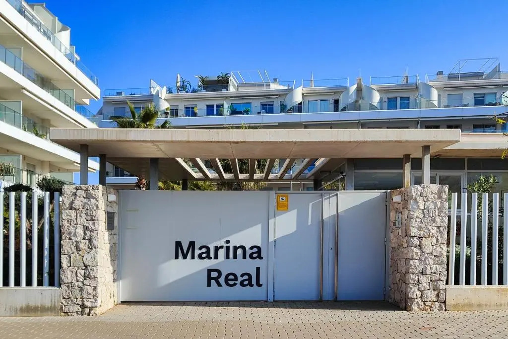 Marina Real I