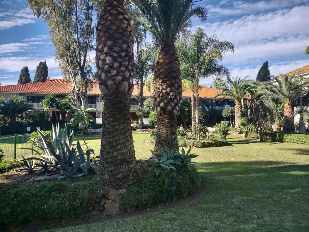 Puerto Banus Suite Marbella terraced with gardens access and 5mins walk to the beach