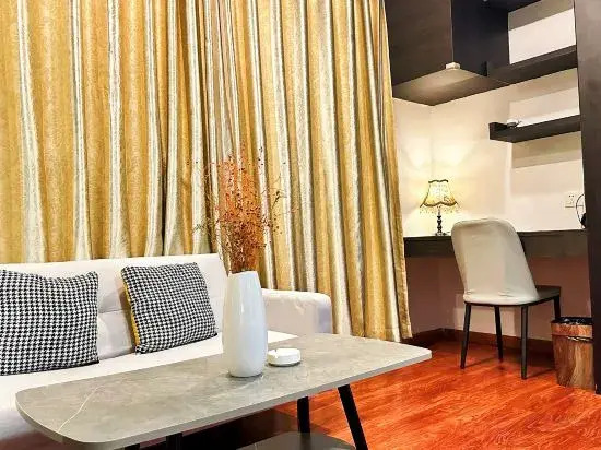 Ivan Yifan Hotel Apartment (Jia Zhaoye Branch)