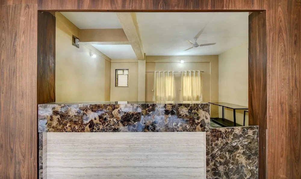Treebo Sayaji Residency