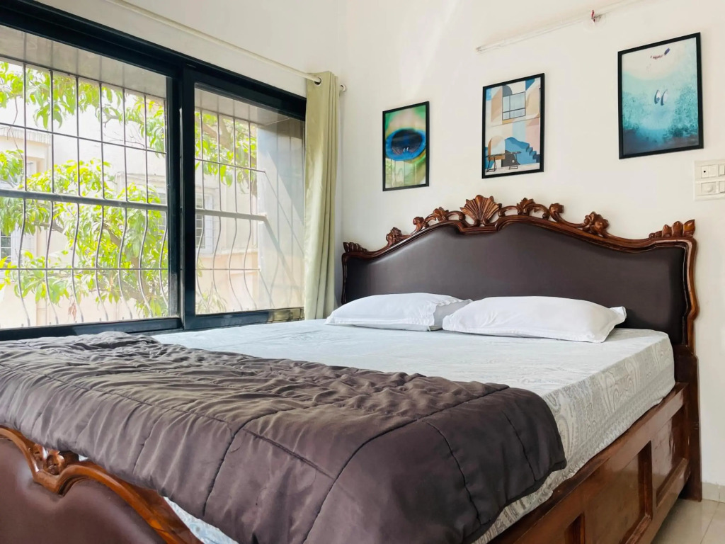 Lifespace- Spacious Hostel in a Luxurious Villa