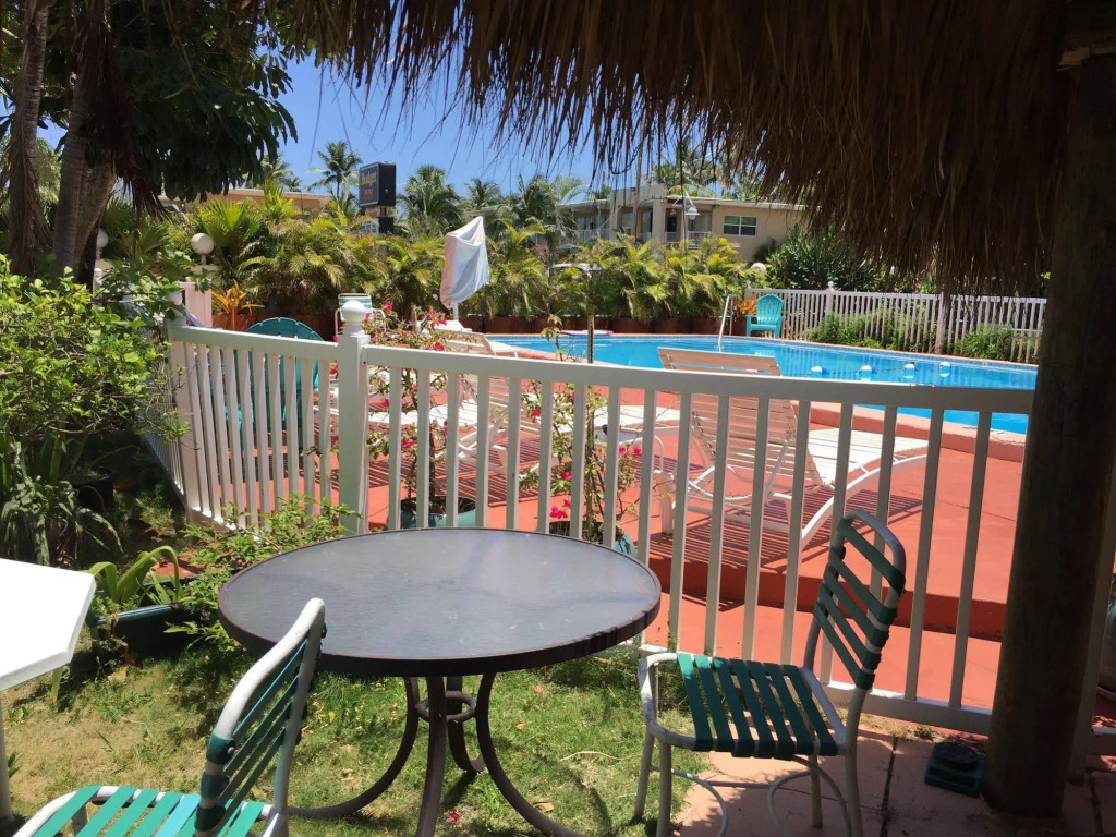 Sea Cove Motel