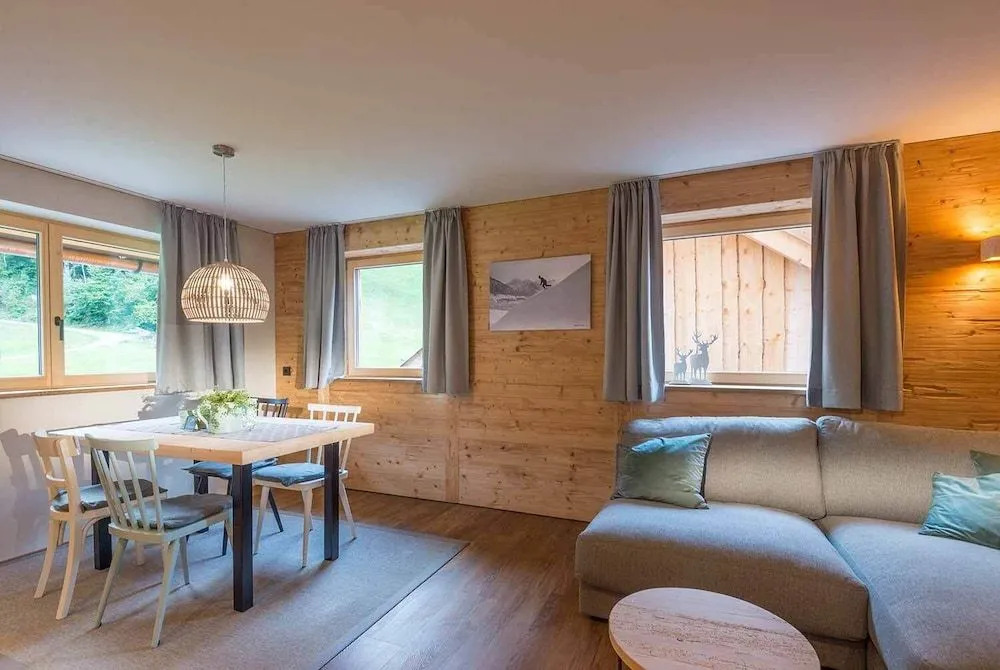 Roagat Hus