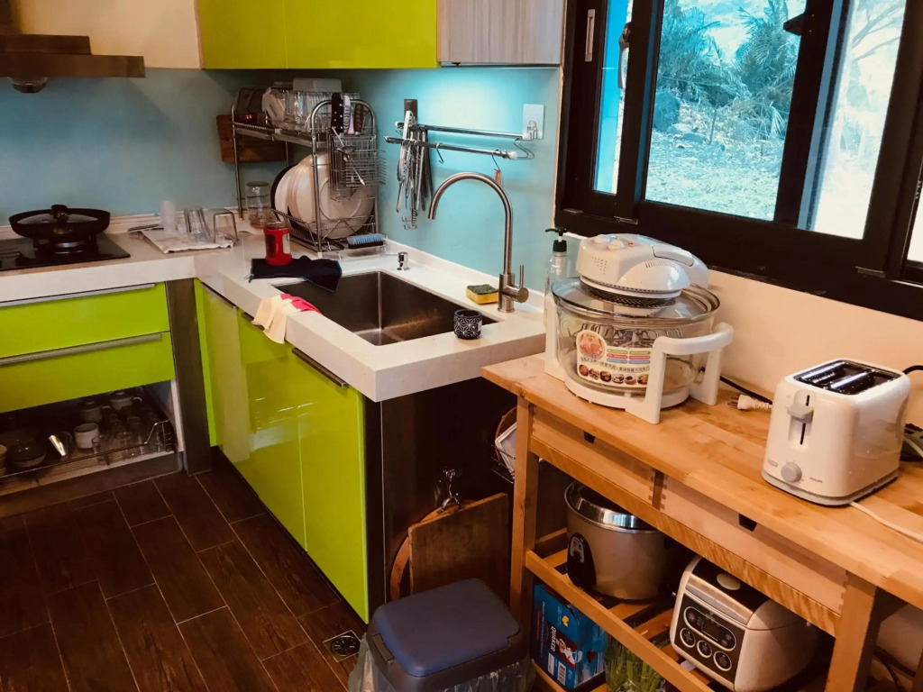 睡海邊-小木屋