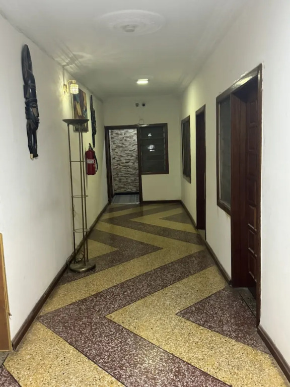 LaRosa Executive Guest House