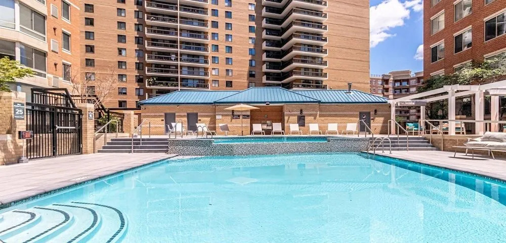 Spacious 2BR Condo at Ballston