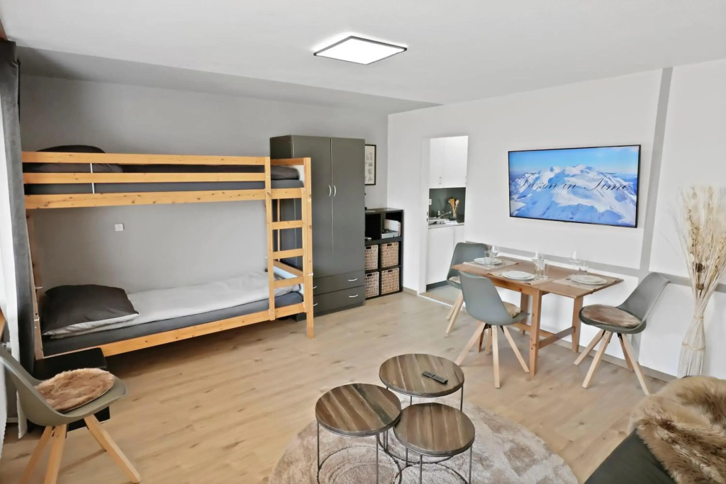 Nouveau studio avec vue imprenable sur les montagnes
