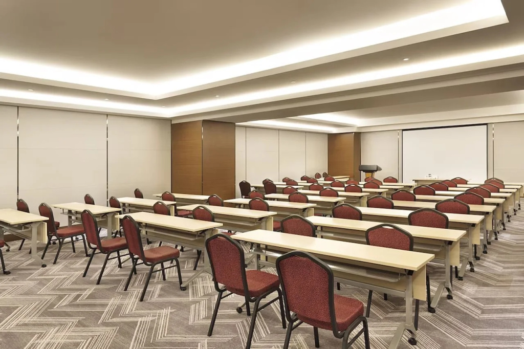 Отель Asiana Grand Hotel
