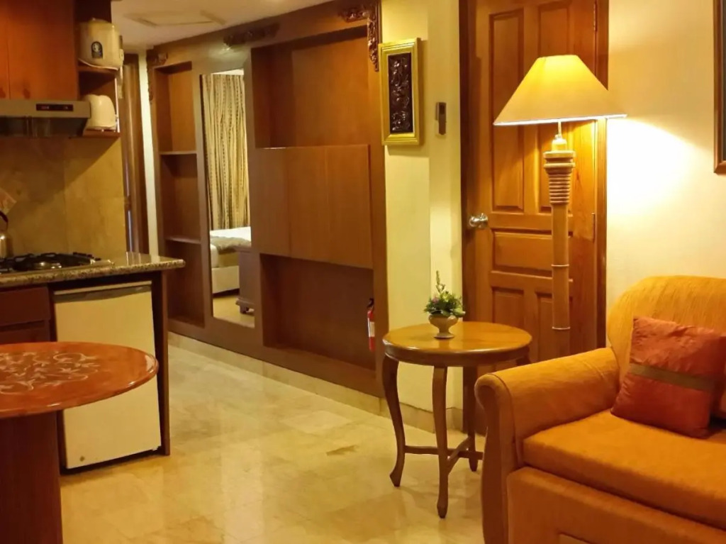 Club Bali Family Suites @Legian Beach