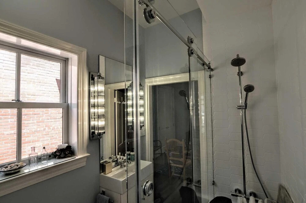 807 East Capitol St. - 4 Br Home