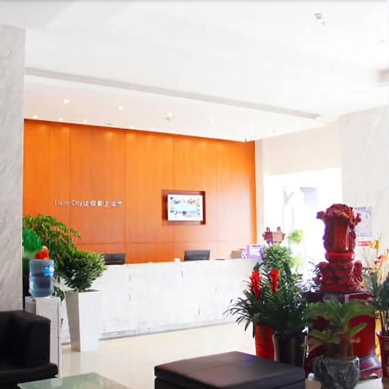 City Express Inn