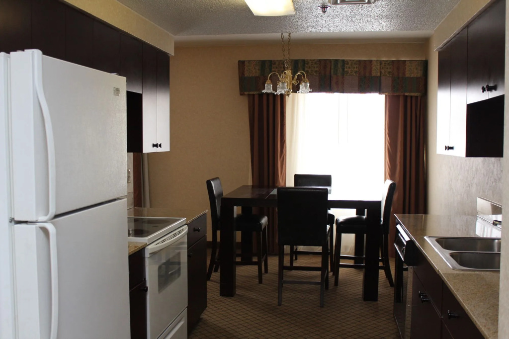 Holiday Inn Express Grand Rapids Airport North by IHG
