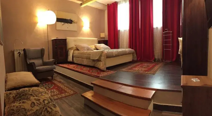 Suite Guelfa 26