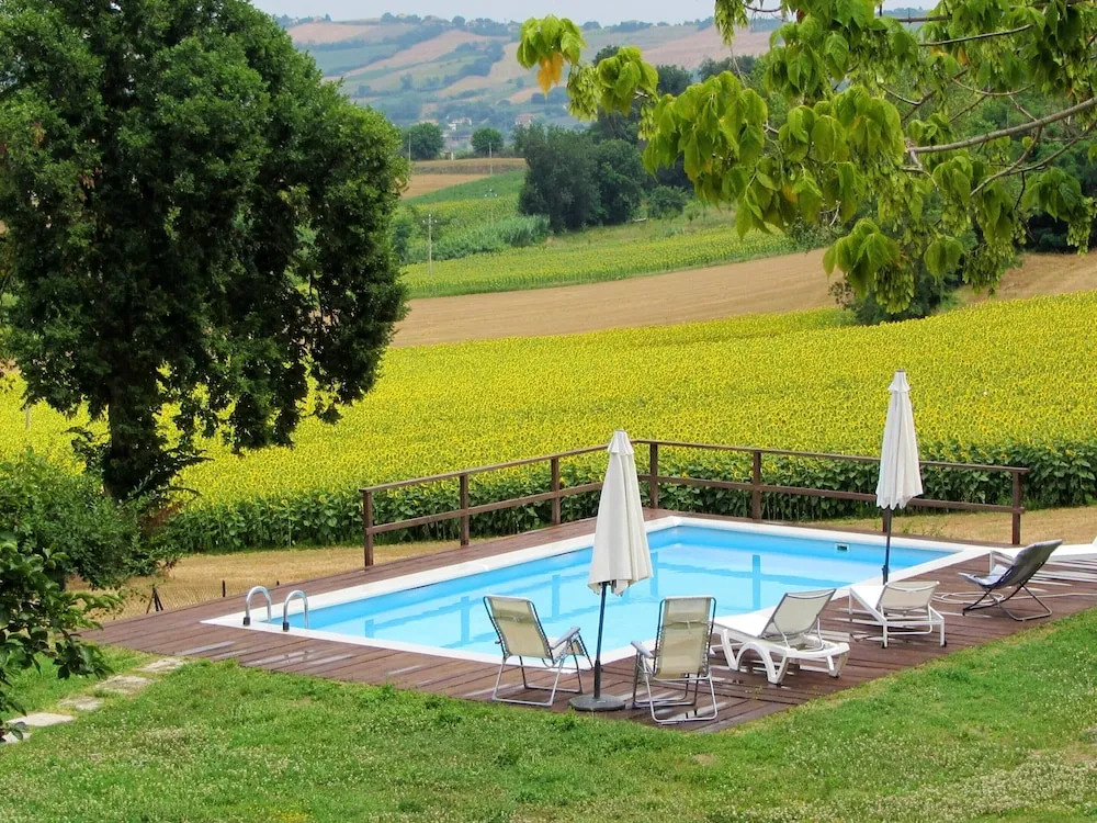 Villa With 6 Bedrooms in Mondavio, With Wonderful Mountain View, Priva
