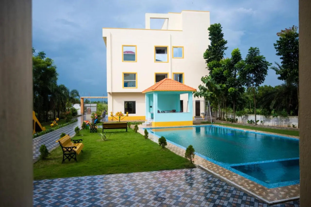 Unique Shantiniketan