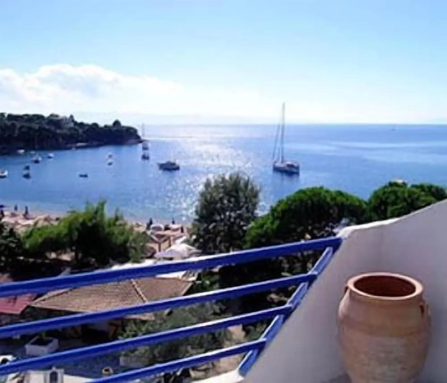 Kolios Beach Seaview Studios