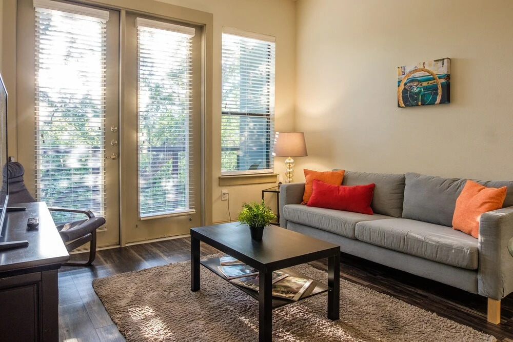 Turtle Creek Apartments by Frontdesk
