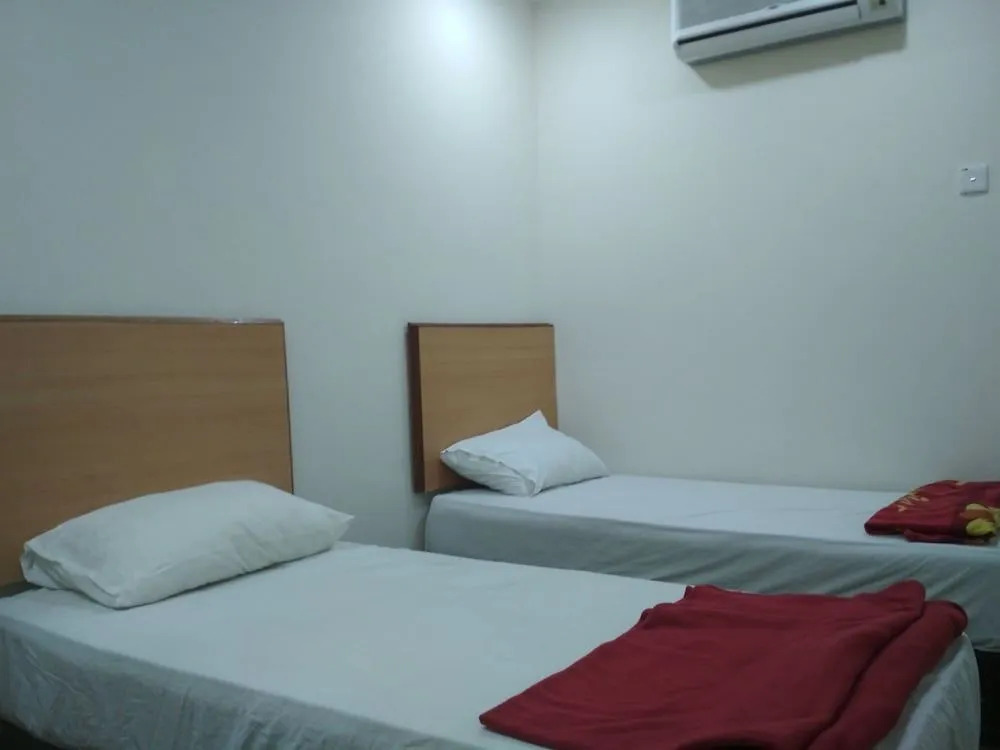 OYO 89879 Hotel Destino