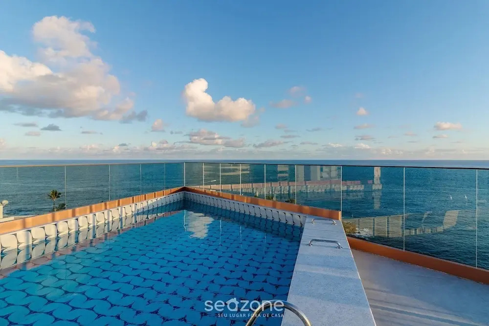 Beachfront Building With Swimming Pool in Barra in SSA - SPB