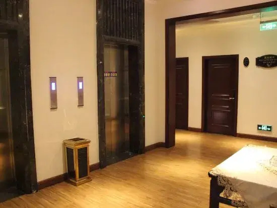 Lizhi Hotel