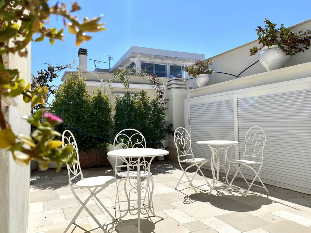 2 people, 1 bathroom, suitable for couples, terrace, central location-Luxury by Dimore Le Murattiane