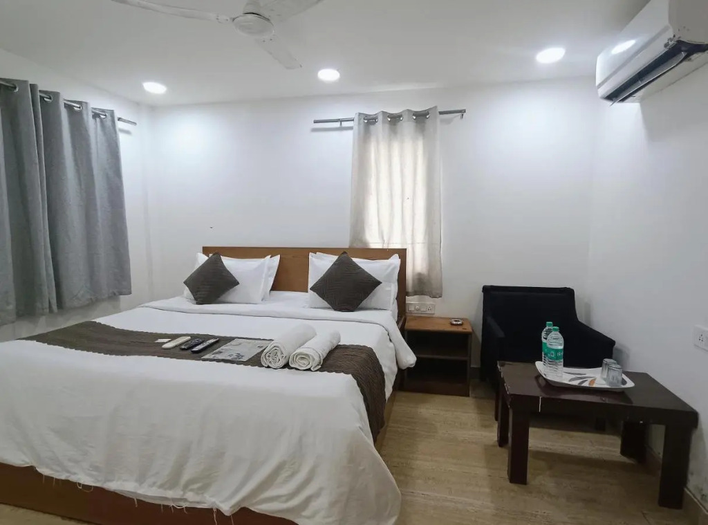Mauryan Elite Hotel @ Devli Khanpur