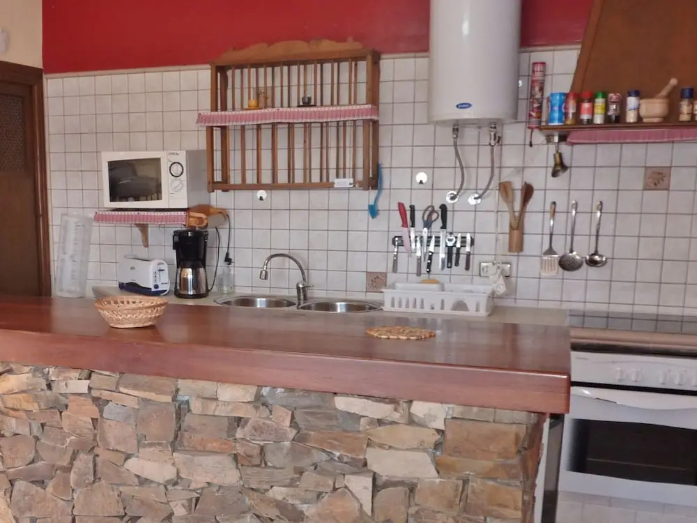 Spacious Holiday Home With Private Pool, in the Mountain and With Beautiful View
