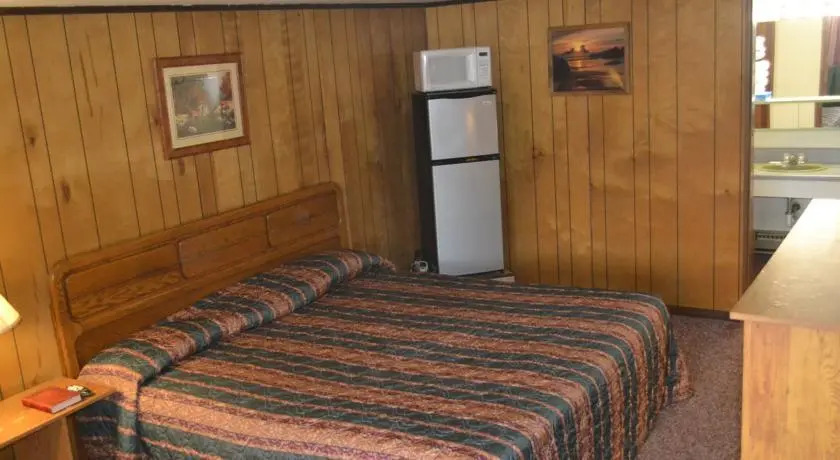 Country Inn Motel & RV Park