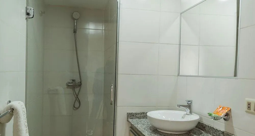 Luxstone Executive & Suites