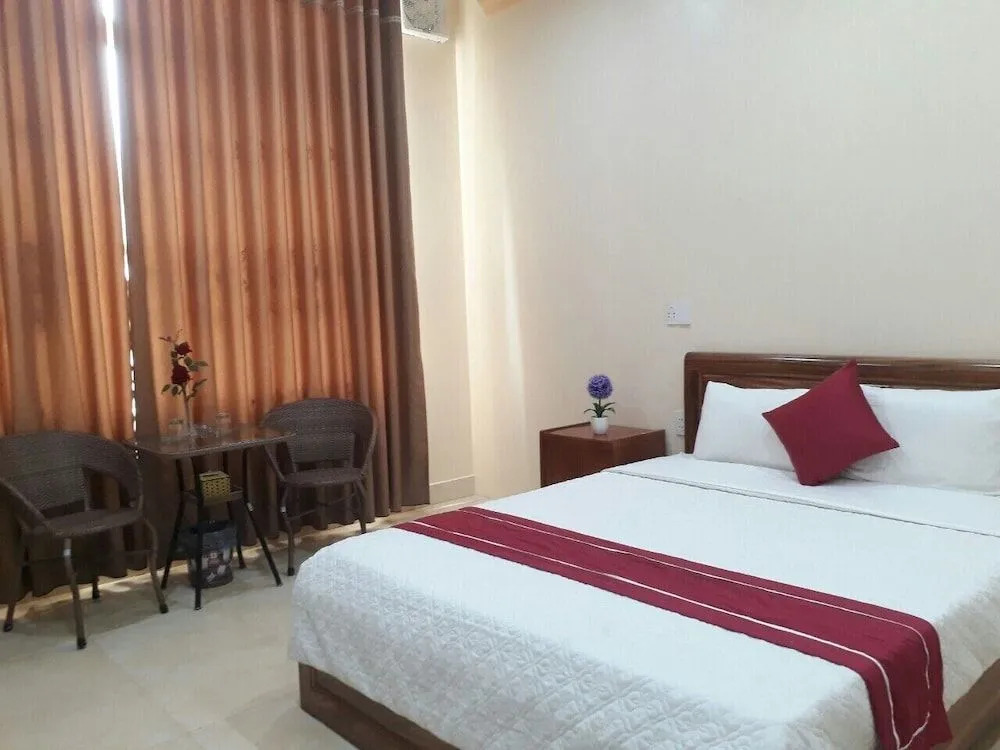 Hoang Kien Hotel