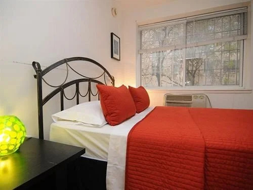 New York East Village Suites E