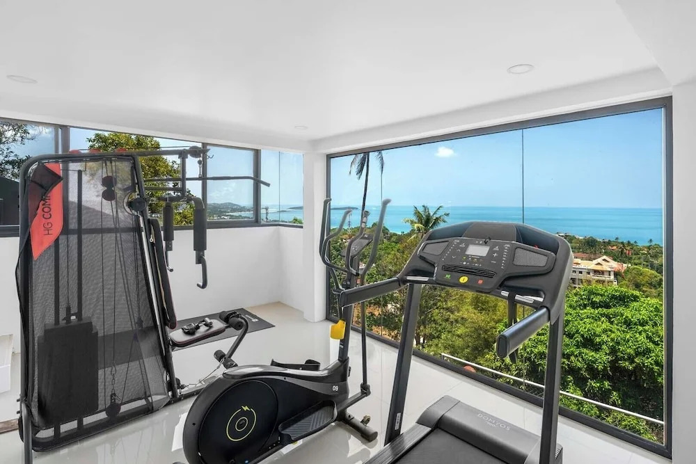 Serene Escape Balcony Villa in Chaweng KBR20
