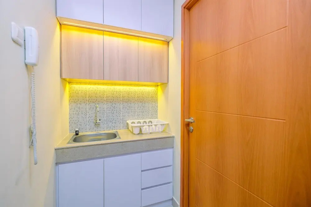 Nice 2Br At 26Th Floor Evenciio Margonda Apartment