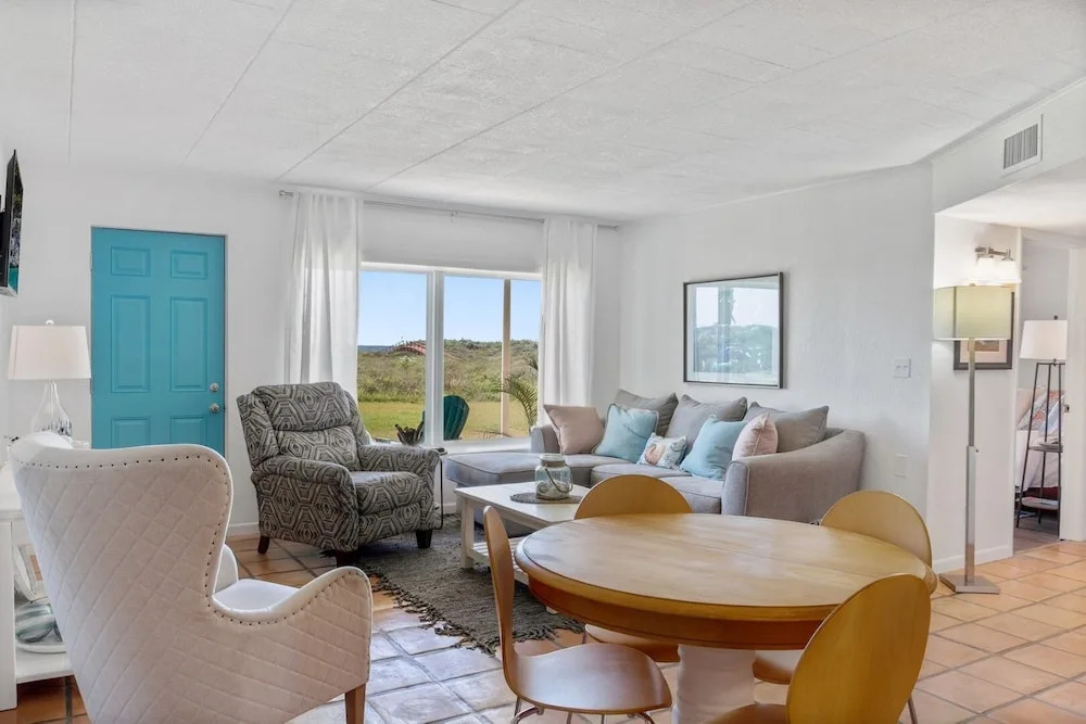 Island 118 2 Bedroom Condo