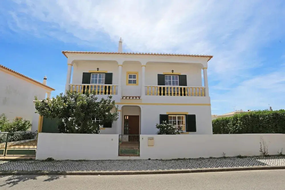 U 05 - Bedroom 5 in Casa Quinta Esta o