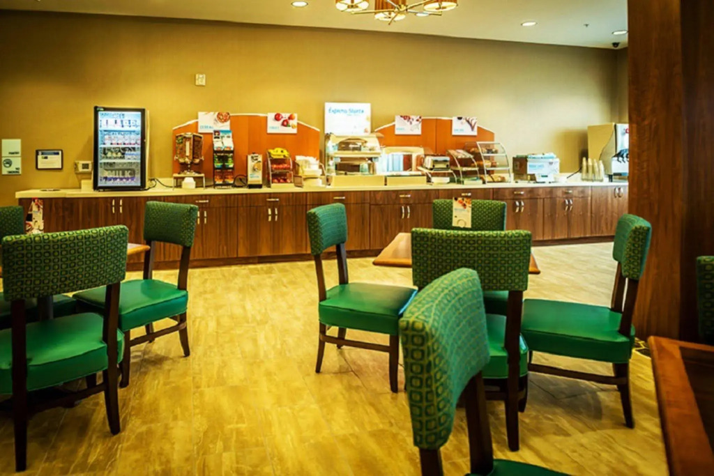 Holiday Inn Express & Suites Salt Lake City South-Murray by IHG