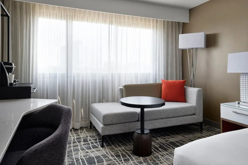 Holiday Inn Select Opryland